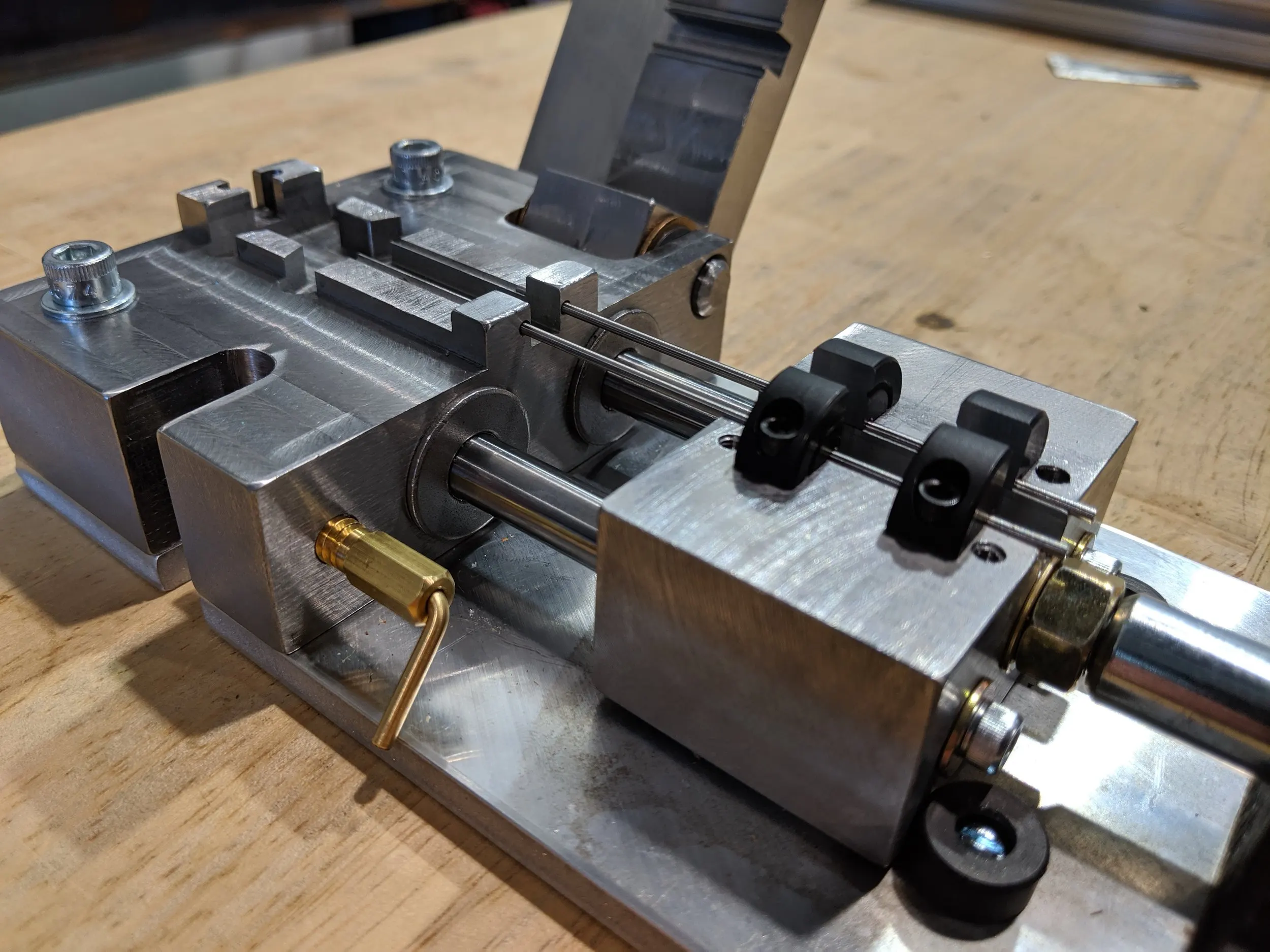 Pin assembly tool — figure 2