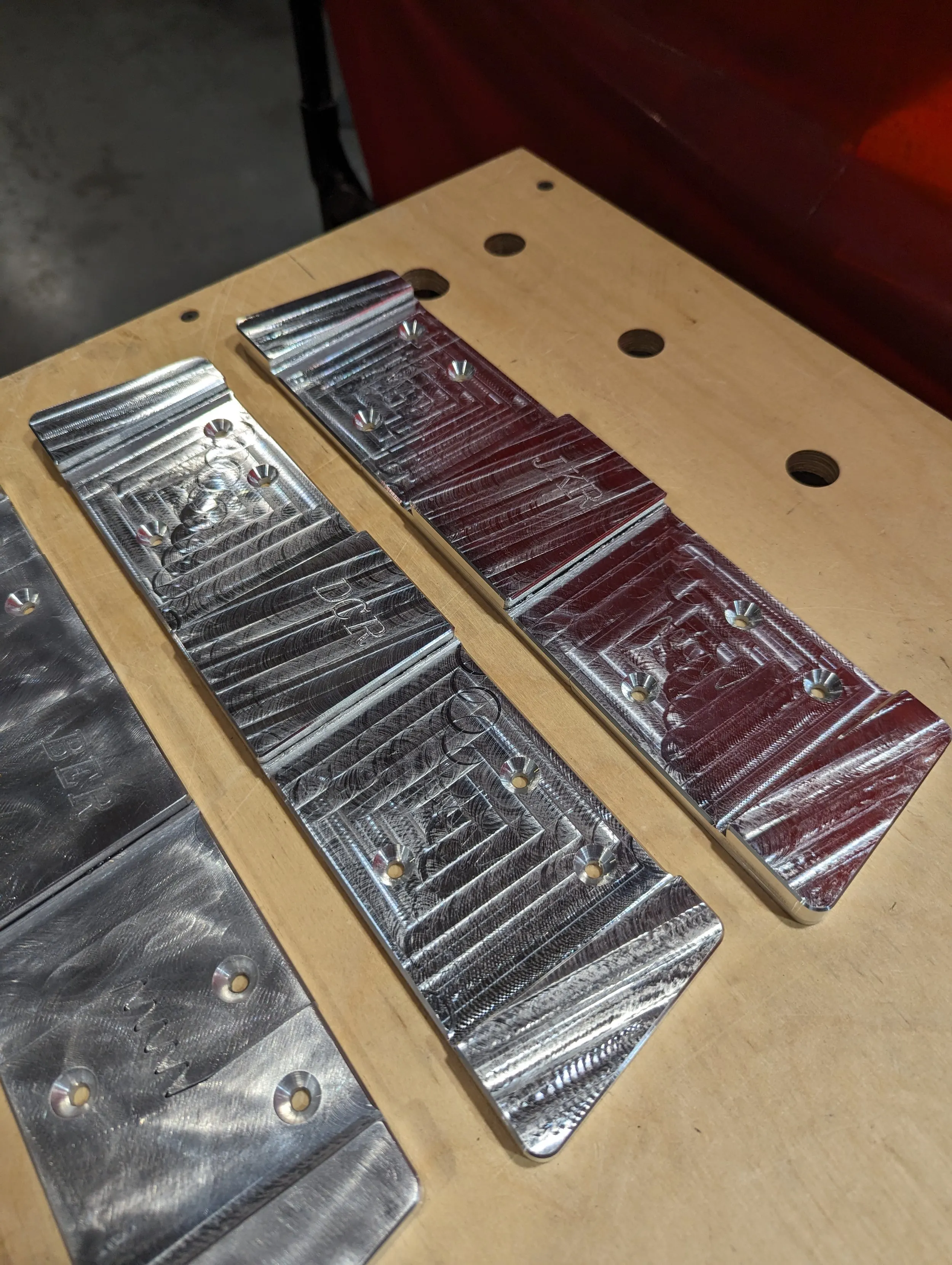 Ski wall rack — figure 6